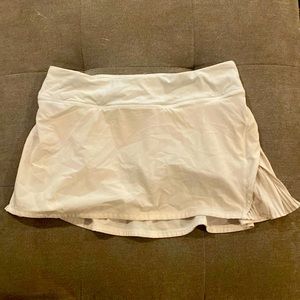 Lululemon Play off the Pleats Tennis Skirt